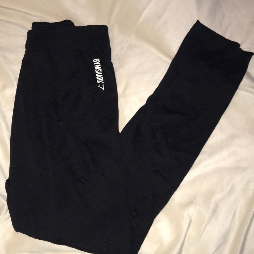 Black GymShark leggings